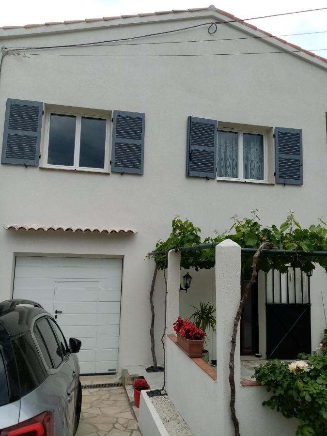 Appartement Independant Dans Villa, Entre Frejus Et St Raphael エクステリア 写真